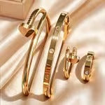 4PCS Ladies' Gold-Plated Nail & Four-Leaf Clover Jewelry Set